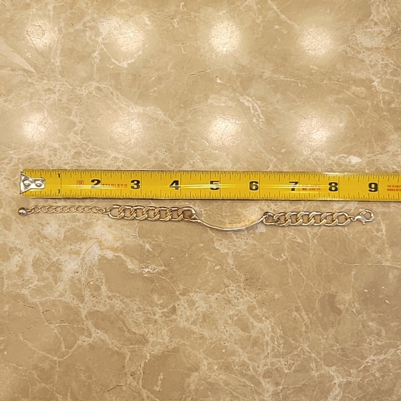 Pretty Gold Chunky Chain Link Bracelet - Picture 14 of 16